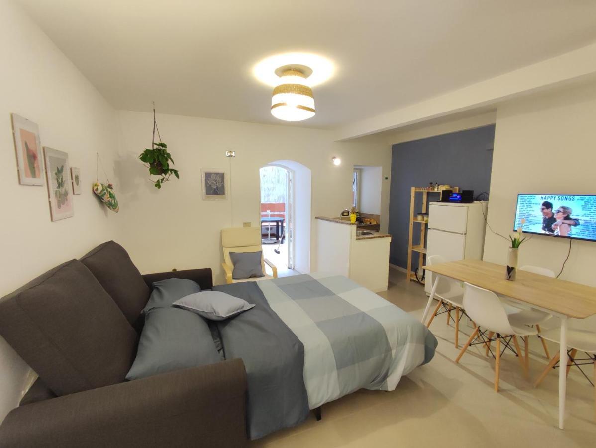 Loft Con Cortiletto - 100 Meters From The Beach Cefalù Exterior foto